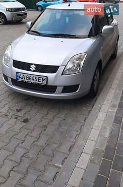 Хэтчбек Suzuki Swift 2009 в Броварах