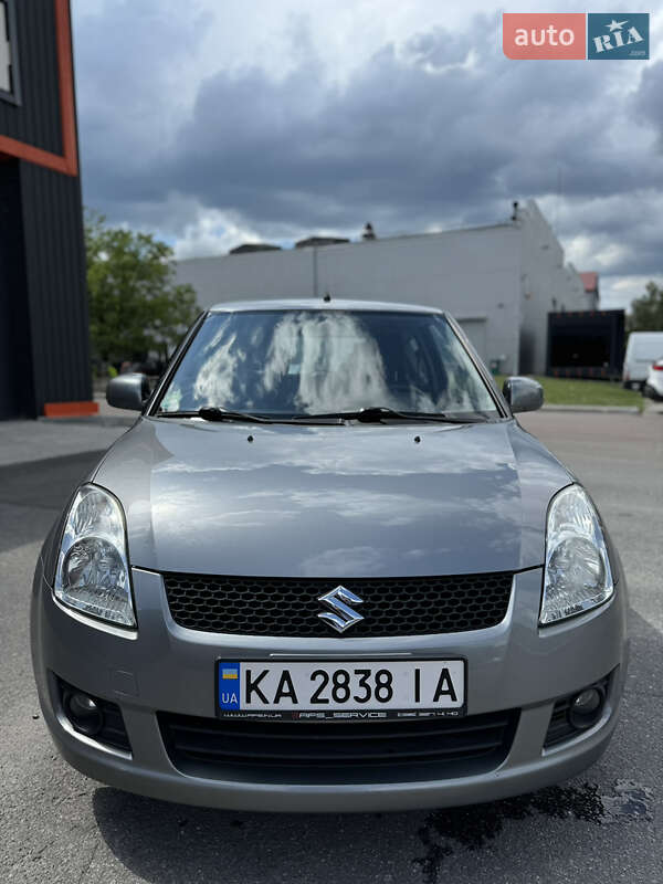 Хэтчбек Suzuki Swift 2010 в Броварах фото 2 Хэтчбек Suzuki Swift 2010 в Броварах