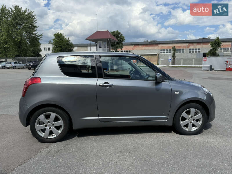 Хэтчбек Suzuki Swift 2010 в Броварах фото 6 Хэтчбек Suzuki Swift 2010 в Броварах