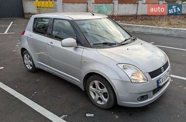 Хетчбек Suzuki Swift 2005 в Ірпені