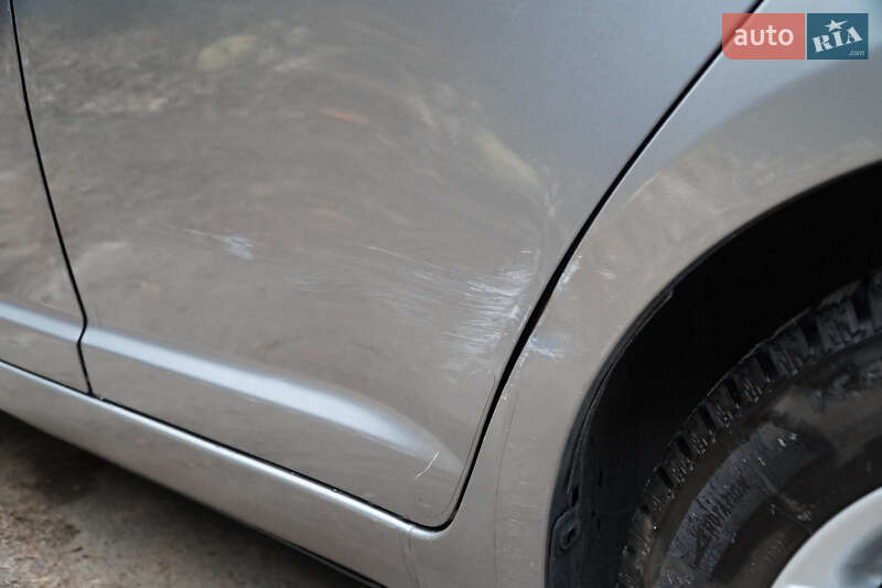 Хетчбек Suzuki Swift 2008 в Києві
