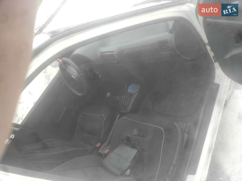 Седан Suzuki Swift 1994 в Киеве фото 5 Седан Suzuki Swift 1994 в Киеве