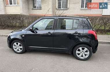 Хетчбек Suzuki Swift 2008 в Києві