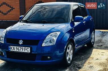 Хетчбек Suzuki Swift 2006 в Києві