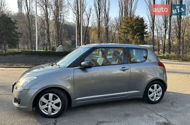 Хетчбек Suzuki Swift 2008 в 