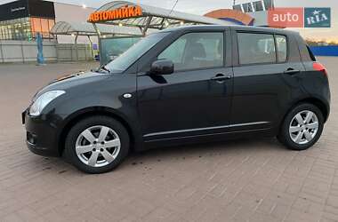 Хэтчбек Suzuki Swift 2010 в 