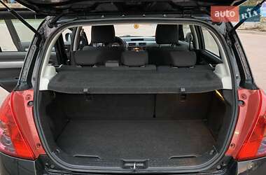 Хэтчбек Suzuki Swift 2010 в 