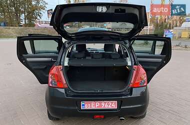 Хэтчбек Suzuki Swift 2010 в 