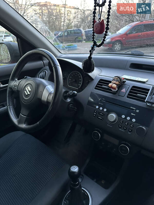 Хэтчбек Suzuki Swift 2008 в Славянске фото 4 Хэтчбек Suzuki Swift 2008 в Славянске