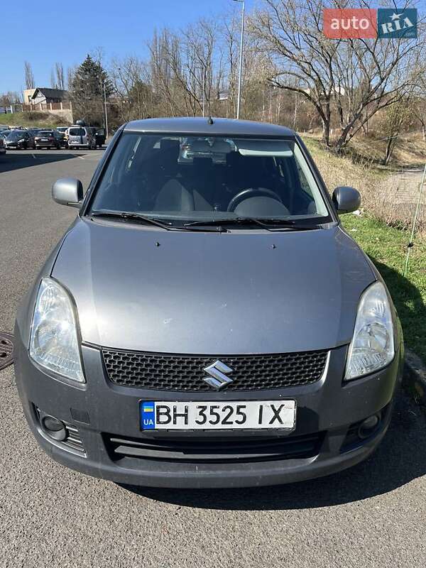 Хэтчбек Suzuki Swift 2008 в Одессе