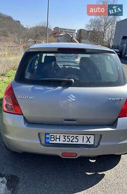 Хэтчбек Suzuki Swift 2008 в 