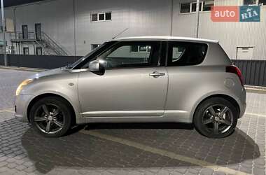 Хэтчбек Suzuki Swift 2009 в 