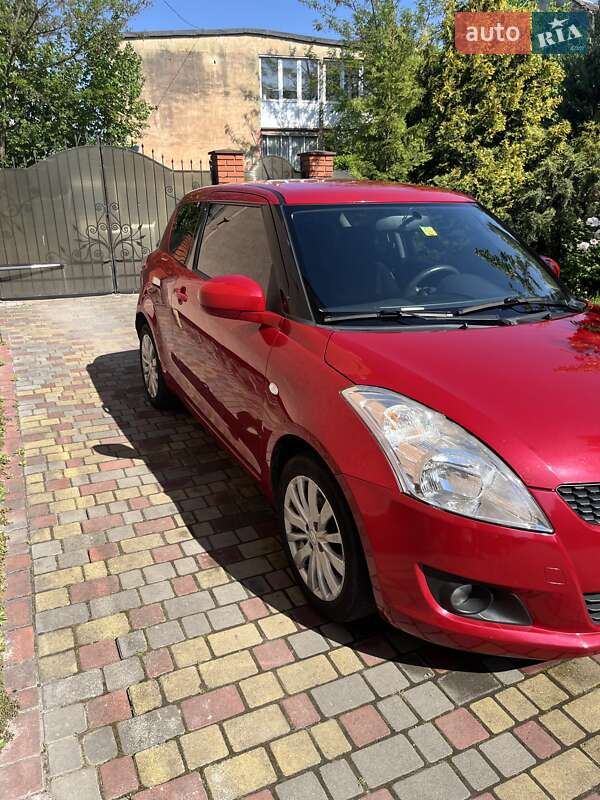 Хэтчбек Suzuki Swift 2010 в Львове