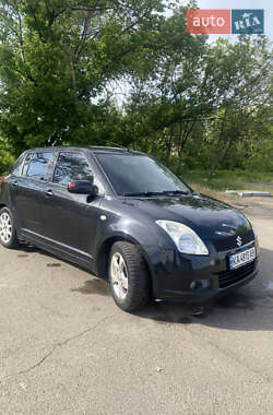 Хэтчбек Suzuki Swift 2007 в 