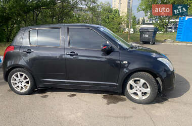 Хэтчбек Suzuki Swift 2007 в 