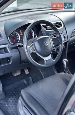 Хетчбек Suzuki Swift 2011 в 