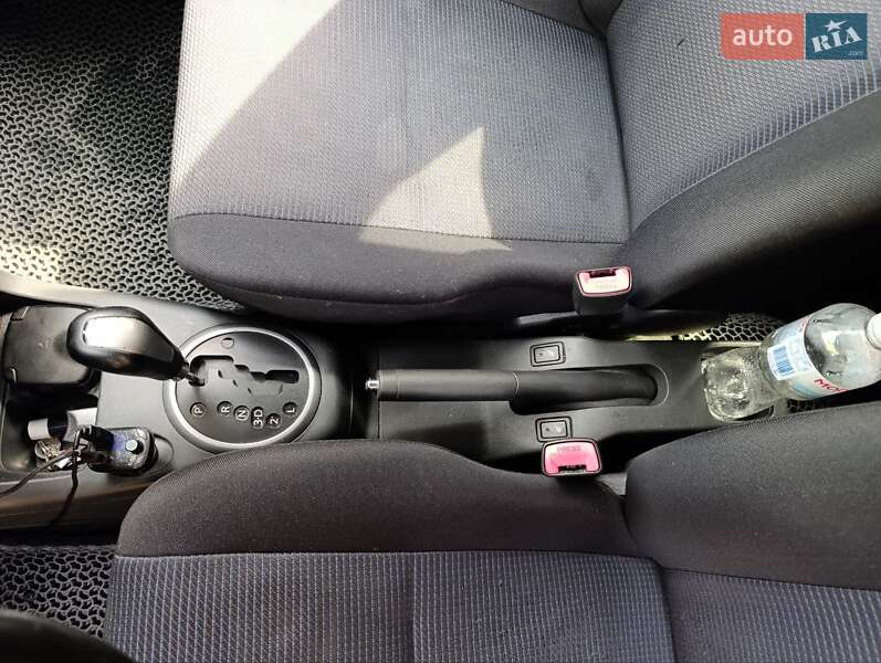 Хэтчбек Suzuki Swift 2007 в Киеве