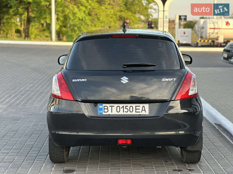 Хэтчбек Suzuki Swift 2012 в Великом Дальнике