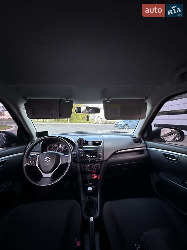 Хэтчбек Suzuki Swift 2012 в Великом Дальнике