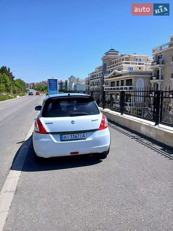 Хэтчбек Suzuki Swift 2011 в Буче