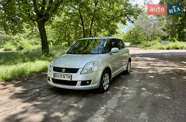 Хэтчбек Suzuki Swift 2008 в Одессе