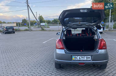 Хэтчбек Suzuki Swift 2006 в 