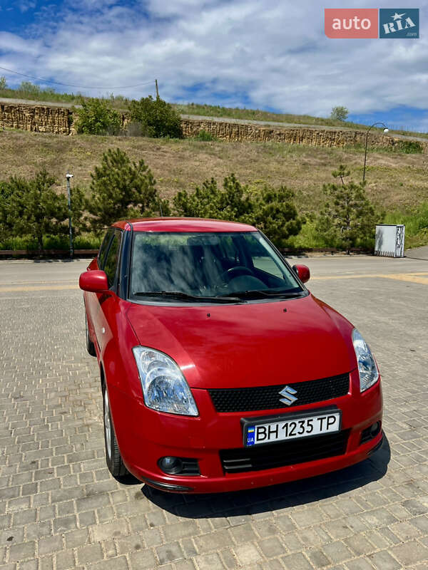 Хетчбек Suzuki Swift 2007 в Одесі