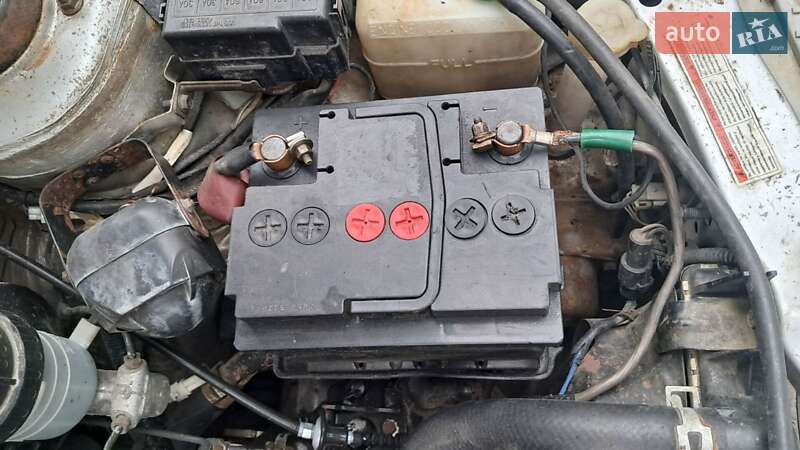 Седан Suzuki Swift 2003 в Славянске