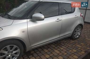 Хэтчбек Suzuki Swift 2011 в 