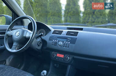 Хэтчбек Suzuki Swift 2008 в 