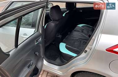 Хэтчбек Suzuki Swift 2011 в 