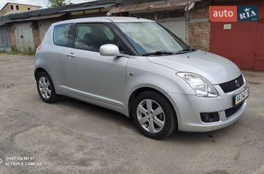 Хетчбек Suzuki Swift 2008 в Києві
