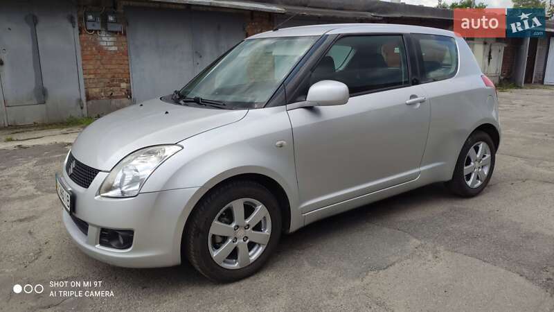 Хетчбек Suzuki Swift 2008 в Києві