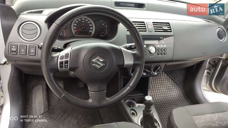 Хетчбек Suzuki Swift 2008 в Києві