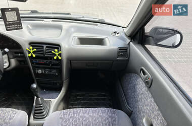 Седан Suzuki Swift 2003 в 