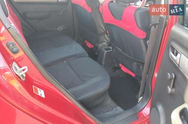 Хэтчбек Suzuki Swift 2006 в 
