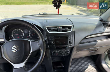Хэтчбек Suzuki Swift 2011 в 