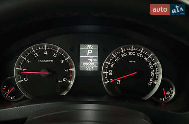 Хетчбек Suzuki Swift 2012 в 