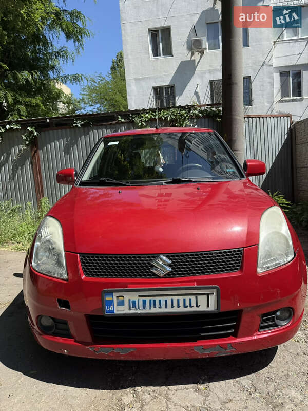 Хэтчбек Suzuki Swift 2006 в Одессе фото 4 Хэтчбек Suzuki Swift 2006 в Одессе