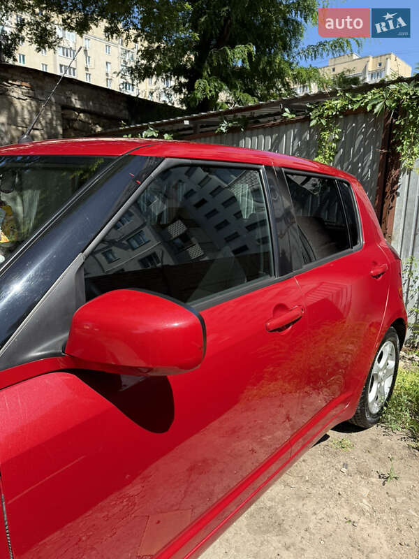 Хэтчбек Suzuki Swift 2006 в Одессе фото 8 Хэтчбек Suzuki Swift 2006 в Одессе
