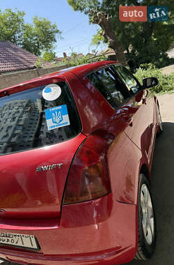 Хетчбек Suzuki Swift 2006 в 
