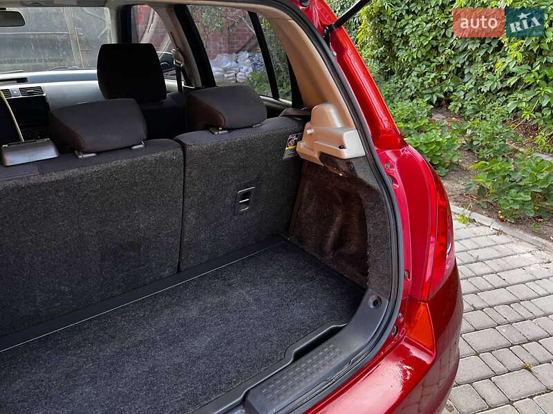 Хэтчбек Suzuki Swift 2008 в Лысянке фото 28 Хэтчбек Suzuki Swift 2008 в Лысянке