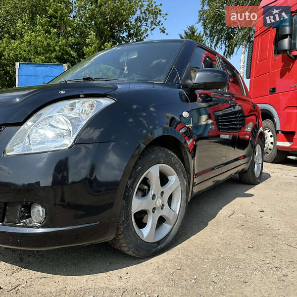 Хетчбек Suzuki Swift 2007 в Хмельницькому