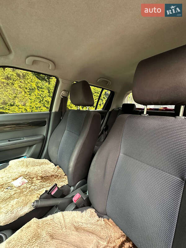 Хэтчбек Suzuki Swift 2008 в Ивано-Франковске фото 7 Хэтчбек Suzuki Swift 2008 в Ивано-Франковске