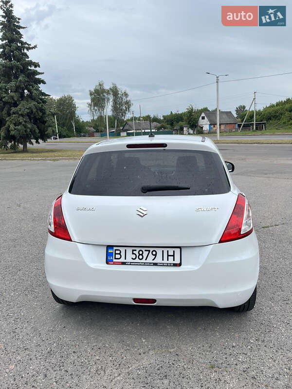 Хэтчбек Suzuki Swift 2012 в Лубнах
