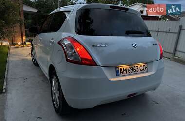 Хэтчбек Suzuki Swift 2013 в 
