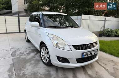 Хэтчбек Suzuki Swift 2013 в 