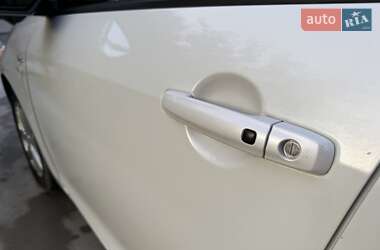 Хэтчбек Suzuki Swift 2013 в 