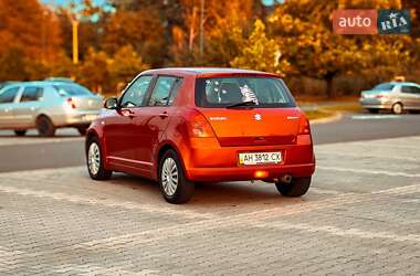 Хэтчбек Suzuki Swift 2007 в 