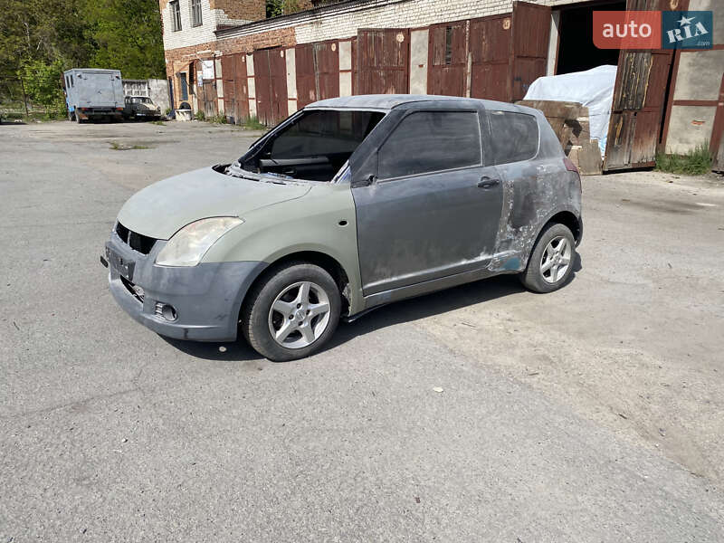 Хэтчбек Suzuki Swift 2008 в Звягеле